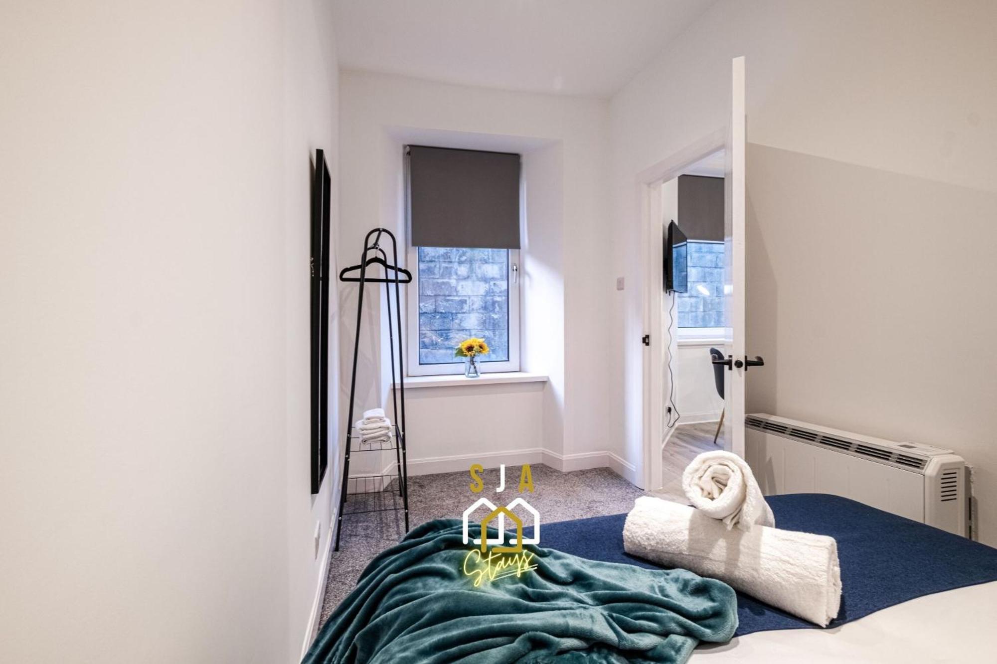 Holburn Hideaway - Sja Stays - Modern 2 Bed Apartment Aberdeen Exteriör bild